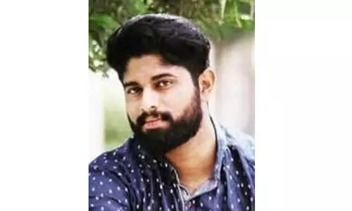 മലയാളി യുവാവ്‌ നാട്ടിലേക്കുള്ള യാത്രാമധ്യേ നിര്യാതനായി