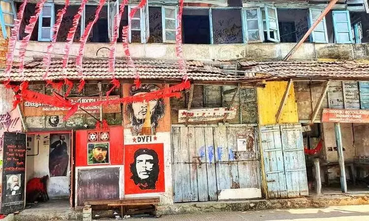 ആ​ക്രമണത്തിന്റെ പൊലീസ് ഭാഷ്യങ്ങൾ