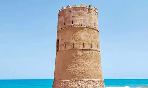 ശി​നാ​സി​ൽ ര​ണ്ട് പു​രാ​ത​ന ട​വ​റു​ക​ൾ പു​ന​ർ​നി​ർ​മി​ച്ചു