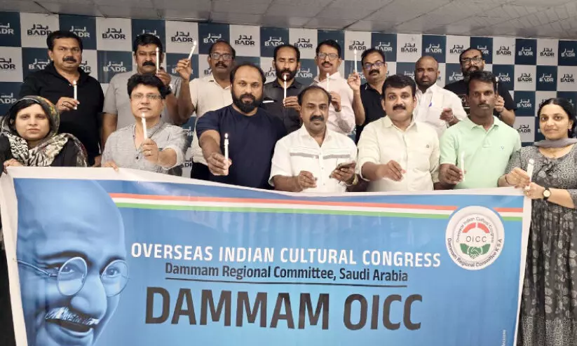 ഭീകരവാദ വിരുദ്ധ പ്രതിജ്ഞയെടുത്ത് ദമ്മാം ഒ.ഐ.സി.സി ഭീകരവാദ വിരുദ്ധ പ്രതിജ്ഞയെടുത്ത് ദമ്മാം ഒ.ഐ.സി.സി