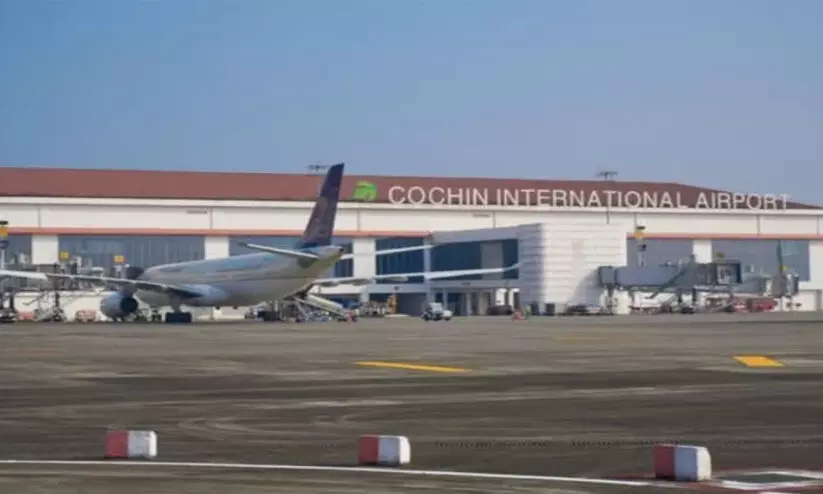 കൊച്ചി വിമാനത്താവളത്തിൽ ബോംബ് ഭീഷണി