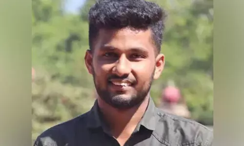 യു​വാ​വ് ന​ദി​യി​ൽ വീ​ണ് മ​രി​ച്ചു