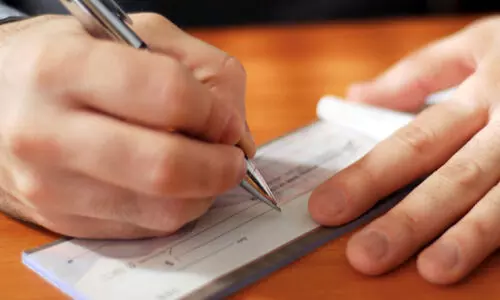 വ്യാ​ജ​ ചെ​ക്ക് കേ​സ്; ഇ​ര​ക്ക് 20 ല​ക്ഷം റി​യാ​ൽ ന​ഷ്ട​പ​രി​ഹാ​രം