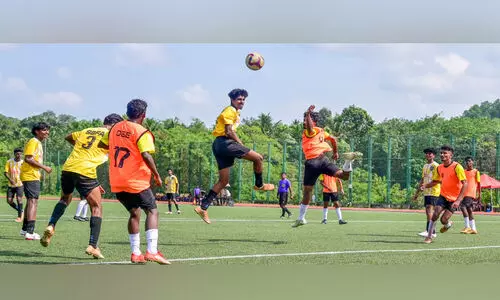 ആഞ്ഞടിച്ച് ‘പൂവാർ സുനാമി’; ജി​ല്ല ഫു​ട്ബാ​ൾ ലീ​ഗിൽ കരുത്ത് തെളിയിച്ച്  എ​സ്.​ബി.​എ​ഫ്.​എ പൂ​വാർ​