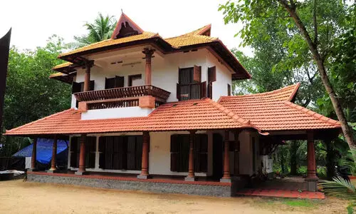 ആറന്മുള വാസ്തുവിദ്യ ഗുരുകുലത്തിന് ഭാരതീയ ജ്ഞാനകേന്ദ്ര പദവി നഷ്ടമായി