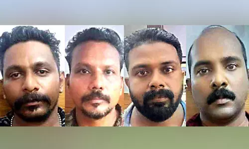 യു​വാ​ക്ക​ളെ കൊ​ല​പ്പെ​ടു​ത്താ​ൻ ശ്ര​മി​ച്ച കേ​സി​ൽ നാ​ലു​പേ​ർ അ​റ​സ്റ്റി​ൽ