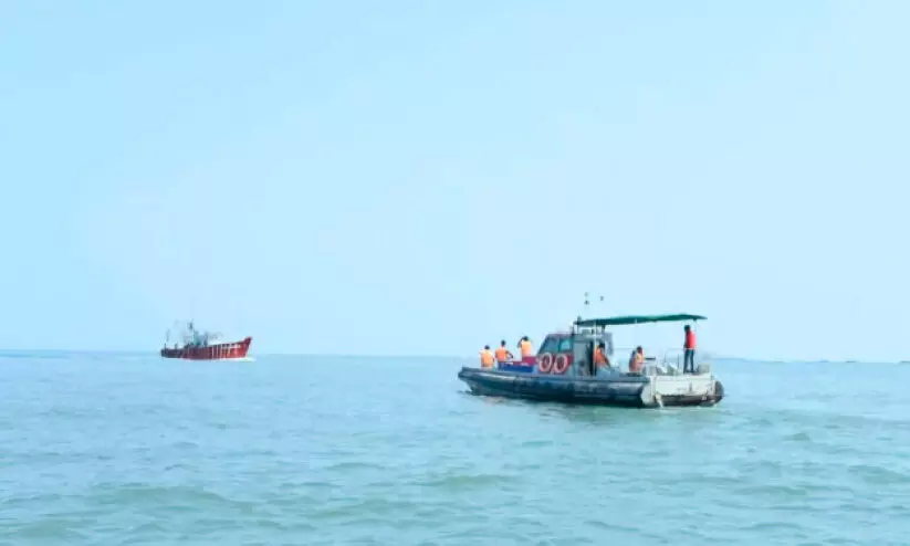 പ​ഹ​ൽ​ഗാം ആ​ക്ര​മ​ണം: തീ​ര ജി​ല്ല​ക​ളി​ൽ അ​തി​സു​ര​ക്ഷ