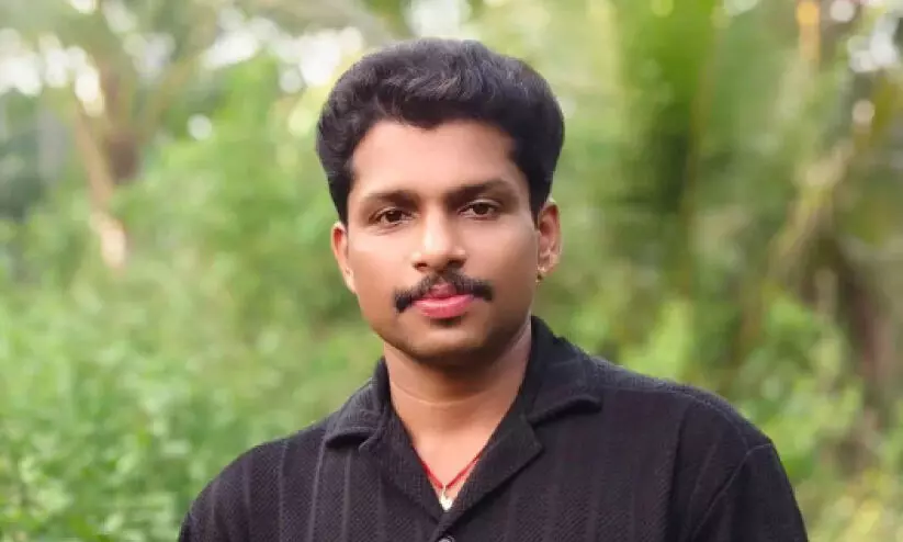 കോഴിക്കോട് വടകര സ്വദേശി ഹൃദയാഘാതം മൂലം മരിച്ചു കോഴിക്കോട് വടകര സ്വദേശി ഹൃദയാഘാതം മൂലം മരിച്ചു