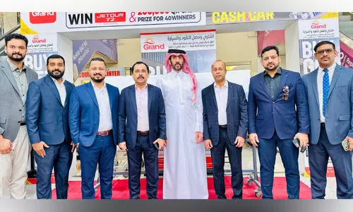 ഗ്രാ​ൻ​ഡ് മാ​ൾ മെ​ഗാ പ്ര​മോ​ഷ​ൻ ആ​ദ്യ​ഘ​ട്ട ന​റു​ക്കെ​ടു​പ്പ്