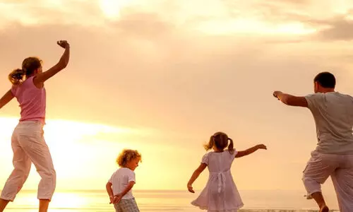 മ​ക്ക​ളെക്കുറി​ച്ച് തി​രി​ച്ച​റി​വു​ണ്ടാ​ക​ണം