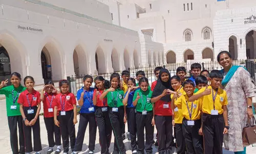 ഐ.​എ​സ്.​ഡ​ബ്ല്യു. കെ ​വി​ദ്യാ​ർ​ഥി​ക​ൾ​ റോ​യ​ൽ ഓ​പ്പ​റ ഹൗ​സ് സ​ന്ദ​ർ​ശി​ച്ചു