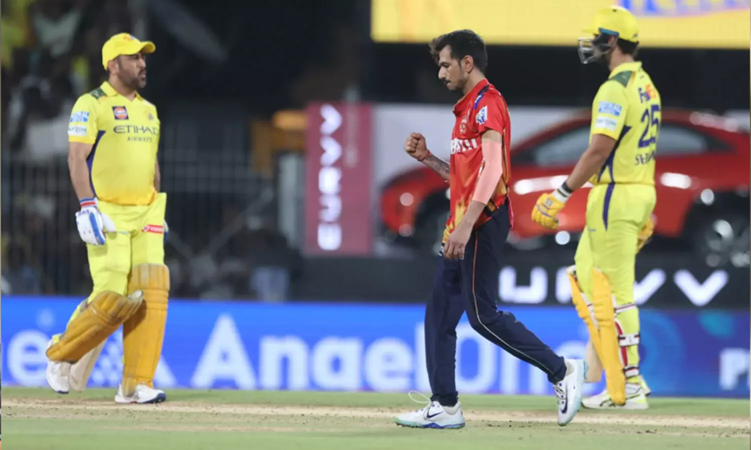 ഹാട്രിക് ചഹൽ; സാം കറന് അർധ സെഞ്ച്വറി; ചെന്നൈക്കെതിരെ പഞ്ചാബിന് 191 റൺസ് വിജയലക്ഷ്യം