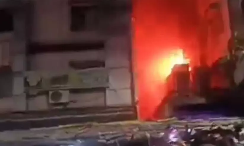 കൊൽക്കത്തയിൽ ഹോട്ടലിലുണ്ടായ തീപിടിത്തത്തിൽ 14 മരണം