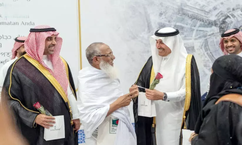 സന്ദർശന വിസക്കാർക്ക് ഹജ്ജിന് സൗകര്യമൊരുക്കിയാൽ ഒരു ലക്ഷം റിയാൽ പിഴ സന്ദർശന വിസക്കാർക്ക് ഹജ്ജിന് സൗകര്യമൊരുക്കിയാൽ ഒരു ലക്ഷം റിയാൽ പിഴ