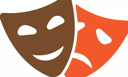 നാ​ഷ​ന​ൽ സ്കൂ​ൾ ഓ​ഫ് ഡ്രാ​മയിൽ ഡി​പ്ലോ​മ, സ​ർ​ട്ടി​ഫി​ക്ക​റ്റ് കോ​ഴ്സു​ക​ൾ