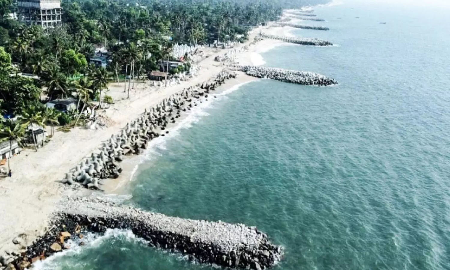 ജില്ലയിലെ പുലിമുട്ട്​ നിർമാണം; ഒന്നാംഘട്ടം പൂർത്തീകരണത്തിലേക്ക്