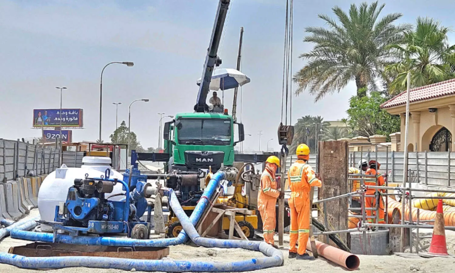 അ​ധ്വാ​നി​ക്കു​ന്ന​വ​രു​ടെ ലോ​കം