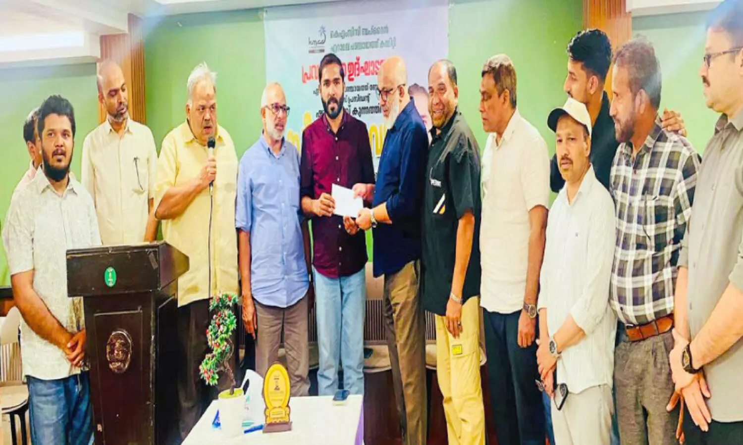 ഏ​റാ​മ​ല ഗ്രാ​മ​പ​ഞ്ചാ​യ​ത്തി​ൽ വി​ക​സ​ന​ത്തി​ൽ വ​ൻ മു​ന്നേ​റ്റം -ഷു​ഹൈ​ബ് കു​ന്ന​ത്ത്