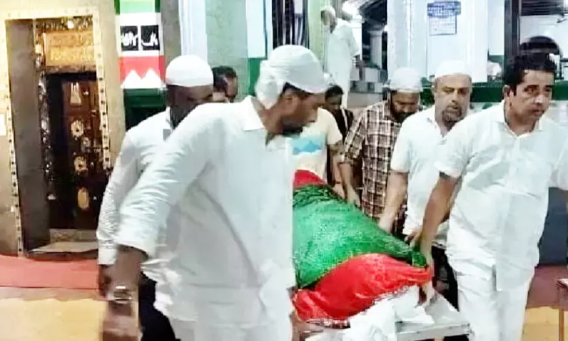 ആൾക്കൂട്ടക്കൊലയിൽ ആളികത്തി പ്രതിഷേധം ആൾക്കൂട്ടക്കൊലയിൽ ആളികത്തി പ്രതിഷേധം