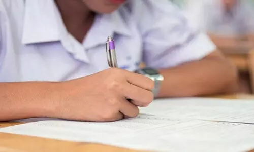 എസ്.എസ്.എൽ.സി പരീക്ഷ ക്രമക്കേട്:10 ഉദ്യോഗസ്ഥർക്ക് സസ്​പെൻഷൻ