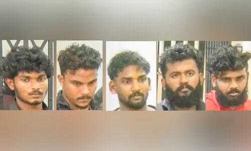 മോഷ്ടിച്ച ഗ്യാസ് സിലിണ്ടറുകളുമായി അഞ്ചംഗ സംഘം പിടിയിൽ