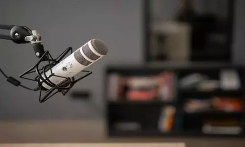 ഇന്ത്യൻ ഗാനങ്ങൾക്ക് പാകിസ്താൻ എഫ്.എം സ്റ്റേഷനുകളിൽ വിലക്ക്