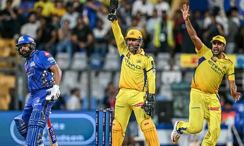 ‘ബെഞ്ചിലിരുത്താനാണെങ്കിൽ 10 കോടി കൊടുക്കേണ്ടിയിരുന്നില്ല’; സൂപ്പർതാരത്തെ ഉപയോഗപ്പെടുത്താത്ത ചെന്നൈക്കെതിരെ ഹർഭജൻ