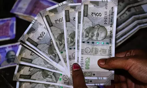 ക്ഷേമ പെൻഷൻ വിതരണം തുടങ്ങി; കുടിശ്ശിക അടക്കം 3600 രൂപ