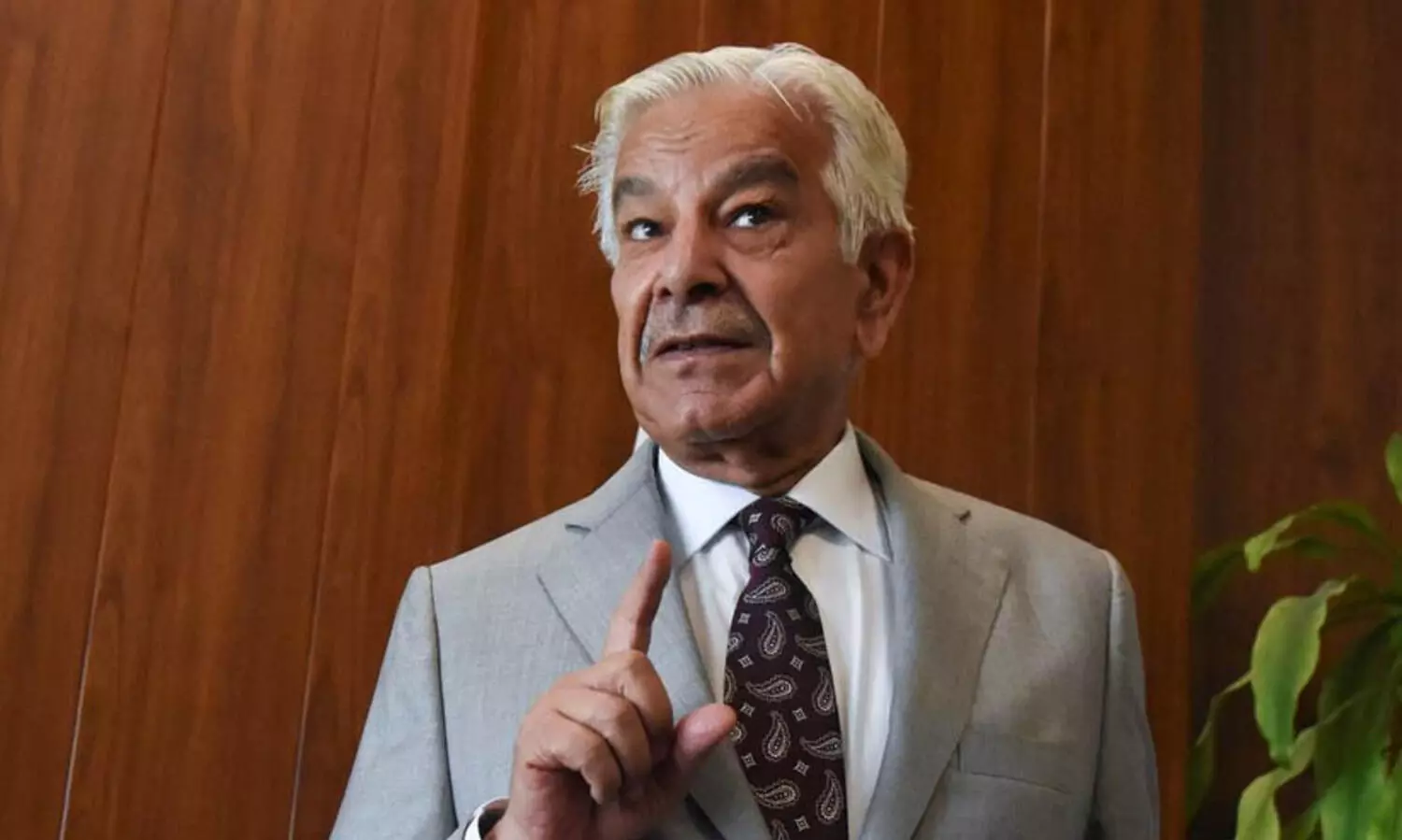 സിന്ധു നദിയിൽ ഇന്ത്യ തടയണ നിർമിച്ചാൽ തകർക്കും; ഭീഷണിയുമായി പാക് പ്രതിരോധ മന്ത്രി