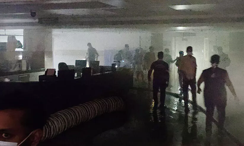 കുതിച്ചെത്തി സന്നദ്ധപ്രവർത്തകർ