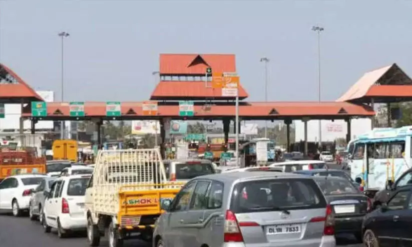 പാലിയേക്കര: വാഹനനിര 100 മീറ്റർ പിന്നിട്ടാൽ ടോൾ ഒഴിവാക്കി കടത്തിവിടണം -ഹൈകോടതി