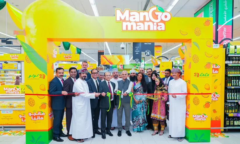 13 രാജ്യങ്ങളിൽനിന്ന് 100ലധികം മാമ്പഴങ്ങൾ; ലുലുവിൽ ‘മാംഗോ മാനിയ’ക്ക് തുടക്കം 13 രാജ്യങ്ങളിൽനിന്ന് 100ലധികം മാമ്പഴങ്ങൾ; ലുലുവിൽ ‘മാംഗോ മാനിയ’ക്ക് തുടക്കം