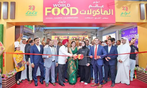 രു​ചി​യു​ടെ ഉ​ത്സ​വ​മാ​യി ‘ലു​ലു വേ​ൾ​ഡ് ഫു​ഡ് ഫെ​സ്റ്റി​ന്’ തു​ട​ക്കം