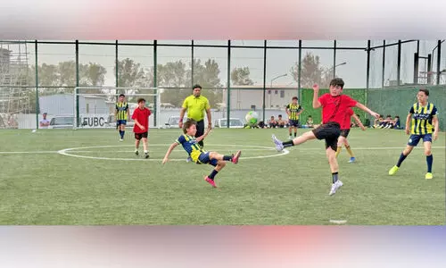 ഹ​ലാ ഇ​വ​ൻ​സ് -സ്പോ​ർ​ട്ടി ഏ​ഷ്യ കു​വൈ​ത്ത് സോ​ക്ക​ർ അ​ക്കാ​ദ​മി ടൂ​ർ​ണ​മെ​ന്റി​ന് തു​ട​ക്കം