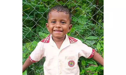 കളിക്കുന്നതിനിടെ ഗേറ്റും മതിലും തകർന്നുവീണ് അഞ്ചു വയസ്സുകാരന് ദാരുണാന്ത്യം