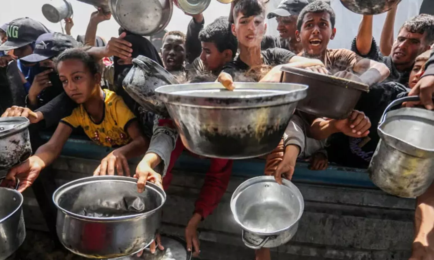 ഗസ്സയിലെ മൂന്നു ലക്ഷത്തോളം കുട്ടികൾ പട്ടിണി മരണത്തിലേക്ക്; മൂന്നു ദിവസത്തിനകം ആശുപത്രി പ്രവർത്തനങ്ങൾ നിലക്കും; അടിയന്തര ഇടപെടലിനഭ്യർഥിച്ച് അധികൃതർ