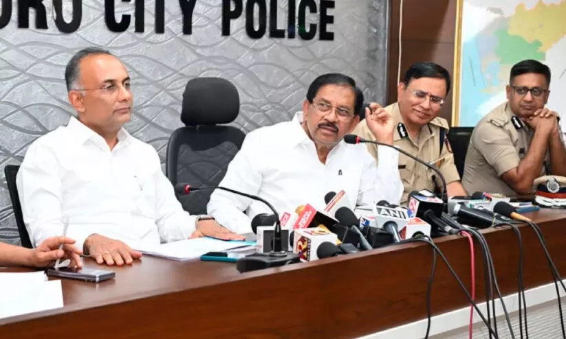 സുഹാസ് വധം വാടകക്കൊല; എട്ടുപേർ അറസ്റ്റിൽ സുഹാസ് വധം വാടകക്കൊല; എട്ടുപേർ അറസ്റ്റിൽ