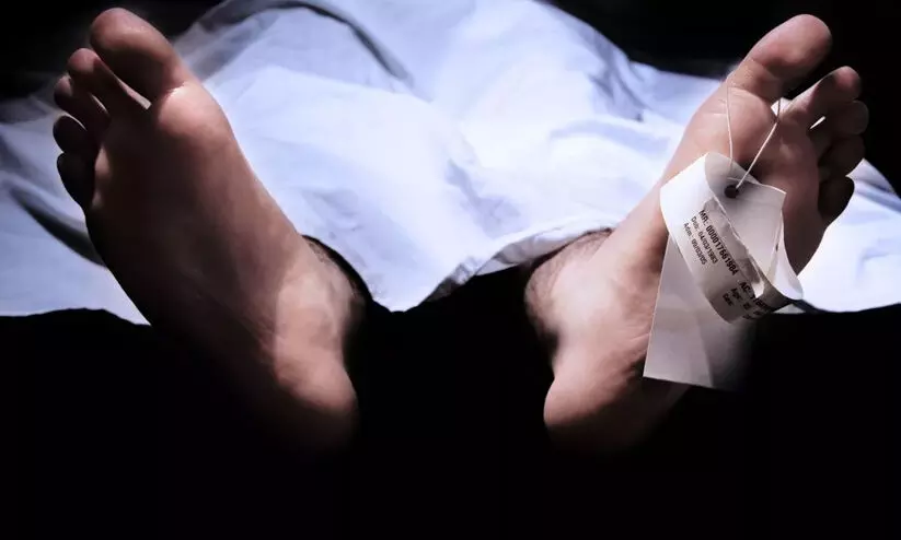 പണമിടപാട് തർക്കത്തിനിടെ ചൈനീസ് പൗരൻ കുത്തേറ്റുമരിച്ചു പണമിടപാട് തർക്കത്തിനിടെ ചൈനീസ് പൗരൻ കുത്തേറ്റുമരിച്ചു