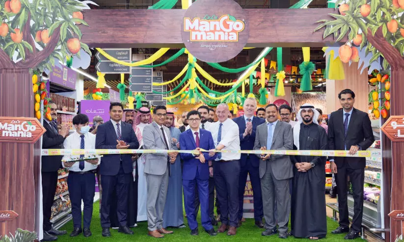 സൗ​ദി​യി​ൽ മാ​മ്പ​ഴ​ക്കാ​ല​മൊ​രു​ക്കി ലു​ലു മാം​ഗോ മാ​നി​യ