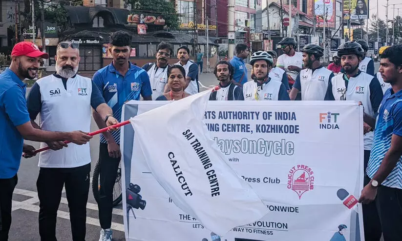 ആരോഗ്യ ജാഗ്രതാ മുദ്രാവാക്യവുമായി  സൈക്കിൾ റാലി