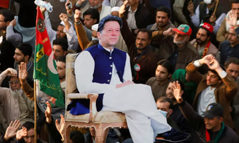 ഇംറാൻ ഖാന്റേയും ബിലാവൽ ഭൂട്ടോയുടേയും എക്സ് അക്കൗണ്ടുകൾ ബ്ലോക്ക് ചെയ്തു ഇംറാൻ ഖാന്റേയും ബിലാവൽ ഭൂട്ടോയുടേയും എക്സ് അക്കൗണ്ടുകൾ ബ്ലോക്ക് ചെയ്തു