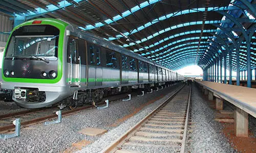 മെ​ട്രോ ട്രെ​യി​നു​ക​ളി​ൽ ഇ​നി ഡി​ജി​റ്റ​ൽ പ​ര​സ്യ​ങ്ങ​ളും