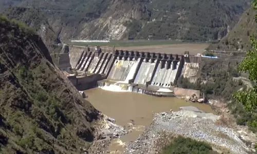 അണക്കെട്ടിന്‍റെ ഷട്ടർ താഴ്ത്തി പാകിസ്താനിലേക്കുള്ള നീരൊഴുക്ക് കുറച്ച് ഇന്ത്യ; പാക് തുറമുഖങ്ങളിൽ ഇന്ത്യൻ കപ്പലുകൾക്ക് വിലക്ക്