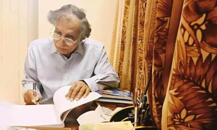 മിന്നൽക്കഥകളും ഞാനും