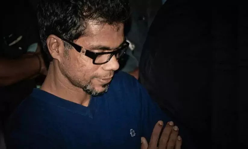 കഞ്ചാവ് കേസ്: സംവിധായകൻ സമീർ താഹിറിനെ എക്സൈസ് ചോദ്യം ചെയ്യുന്നു