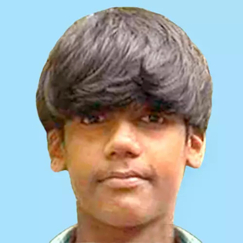 വി​ദ്യാ​ർ​ഥി കു​ഴ​ഞ്ഞ് വീ​ണ് മ​രി​ച്ചു