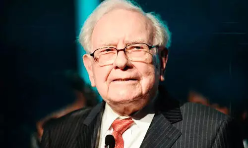 വാ​റ​ൻ ബ​ഫ​റ്റ് വി​ര​മി​ക്കു​ന്നു