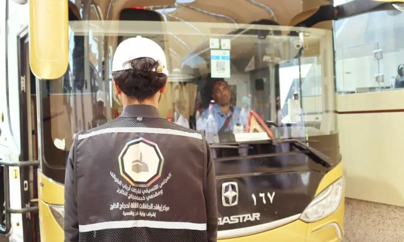 ബ​സു​ക​ളി​ൽ​ 1200 ഗൈ​ഡു​ക​ൾ, സ്മാ​ർ​ട്ട് നി​രീ​ക്ഷ​ണം