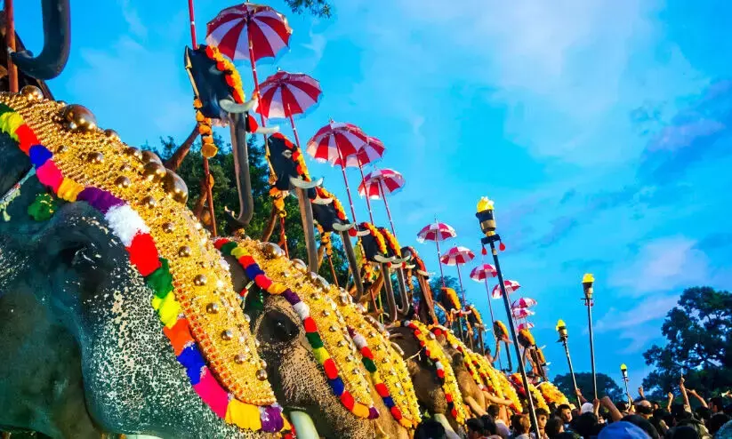 വ​രൂ...​വാ​ദ്യ-​മേ​ള ‘സ​ദ്യ​യു​ണ്ണാം’