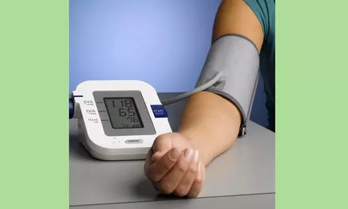 അവഗണിക്കരുത് ഈ ലക്ഷണങ്ങൾ; രക്തസമ്മർദ്ദമാവാം